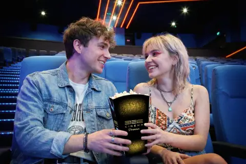 ETELE CINEMA – 30% diákkedvezmény